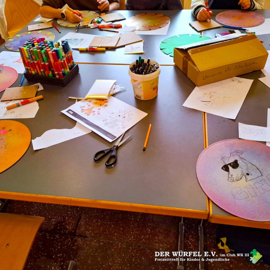 2026 Upcycling (1) Streetart auf Vinyl - Winter Ferien 2026